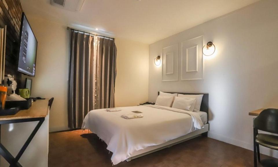 Avenue Hotel Йонгин Экстерьер фото