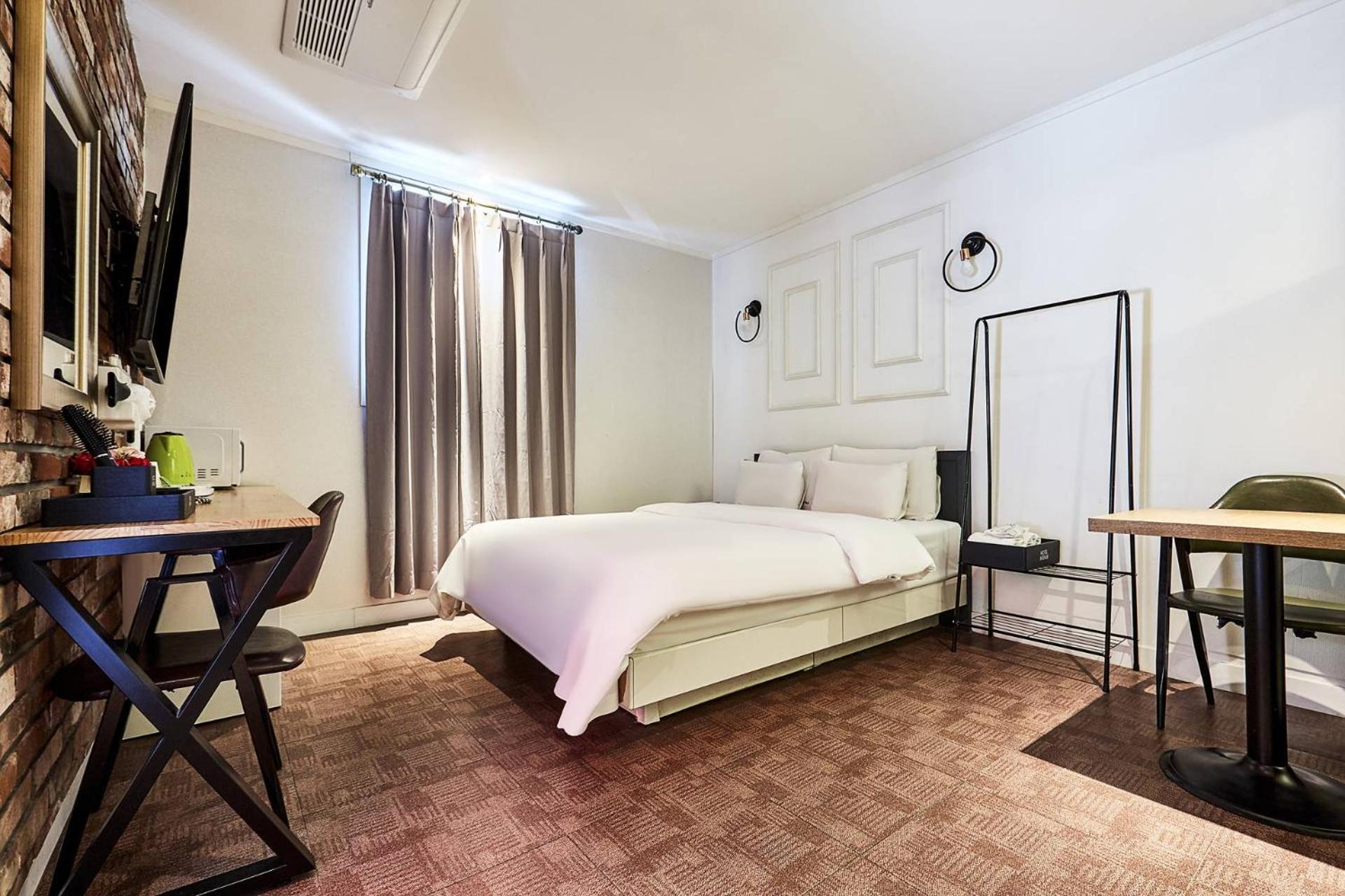 Avenue Hotel Йонгин Экстерьер фото